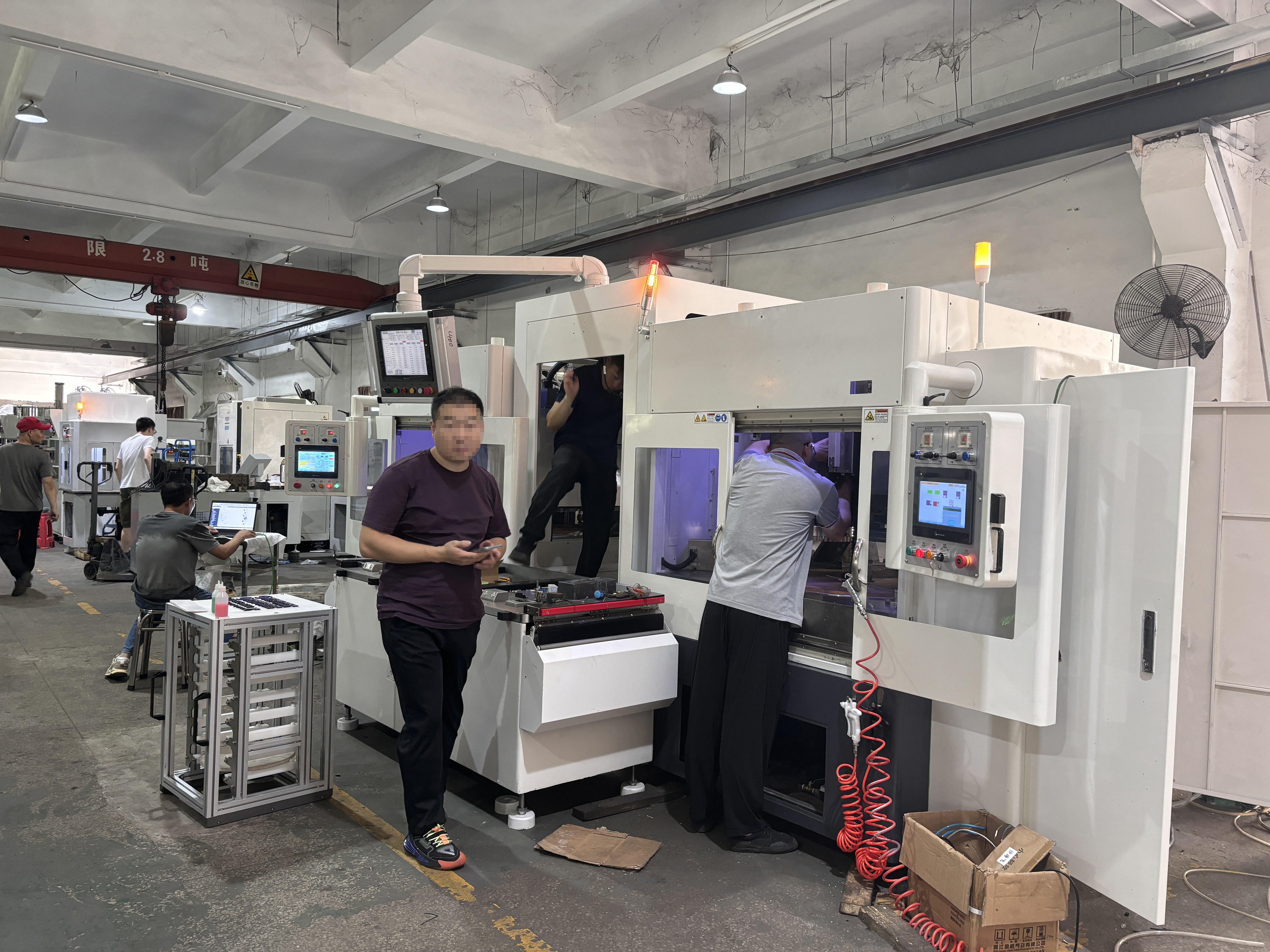 碳化硅加工企業(yè)訂購2軸研磨機(圖1) 1.jpg